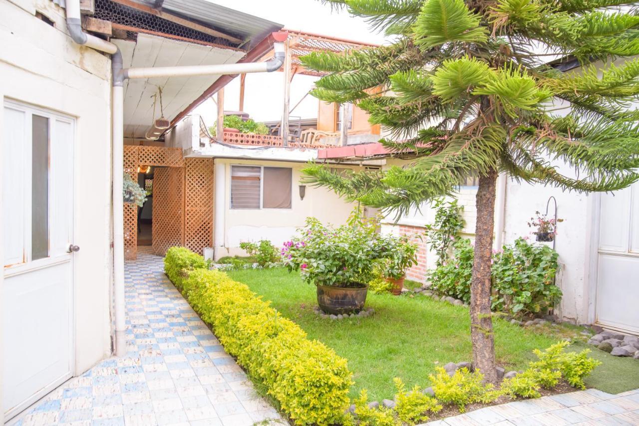 Hotel Vintage "Casa Las Flores" Quetzaltenango ภายนอก รูปภาพ