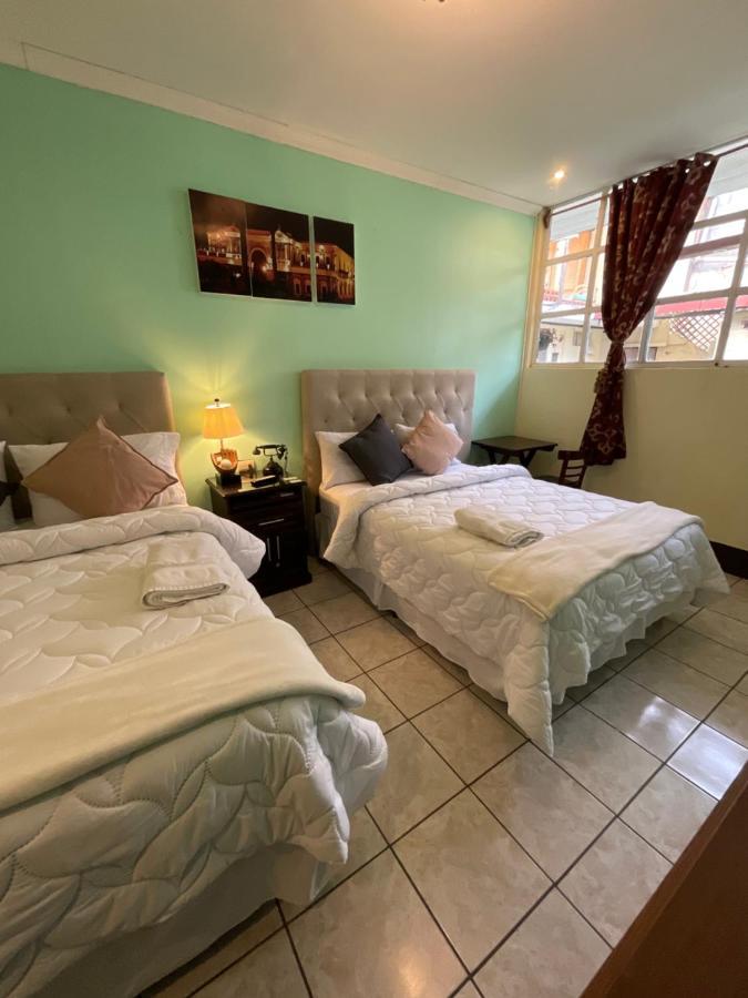 Hotel Vintage "Casa Las Flores" Quetzaltenango ภายนอก รูปภาพ