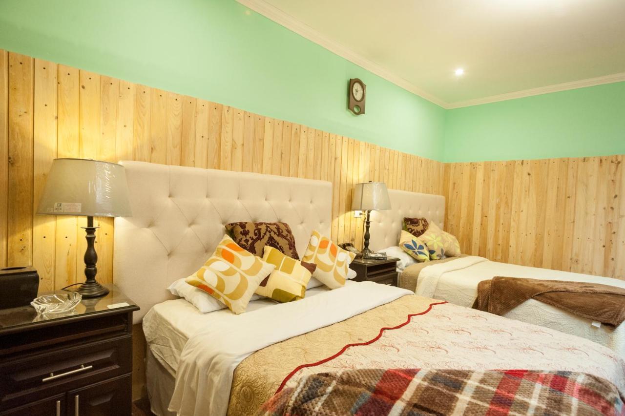 Hotel Vintage "Casa Las Flores" Quetzaltenango ภายนอก รูปภาพ
