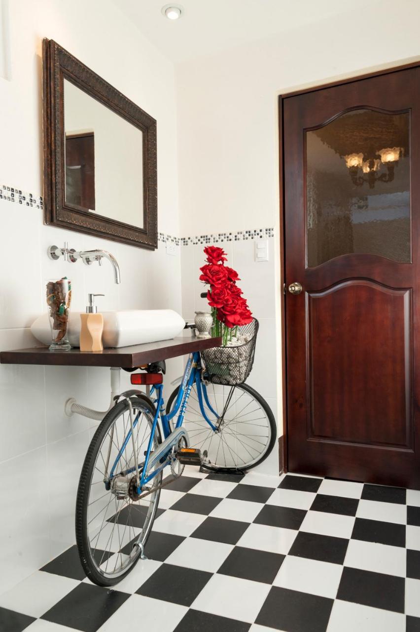 Hotel Vintage "Casa Las Flores" Quetzaltenango ภายนอก รูปภาพ